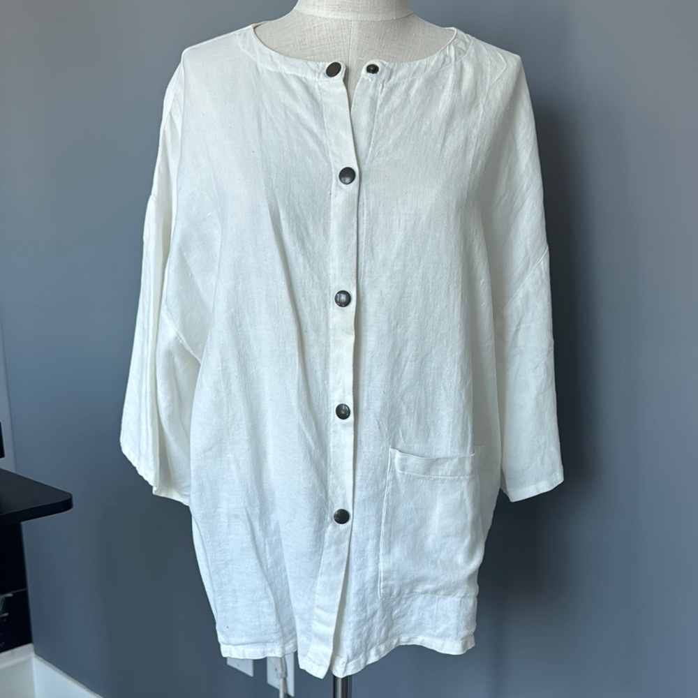 Women's linen White Button-Up Blouse oversized